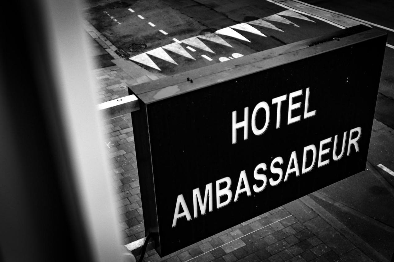 Hotel Ambassadeur ลีลล์ ภายนอก รูปภาพ